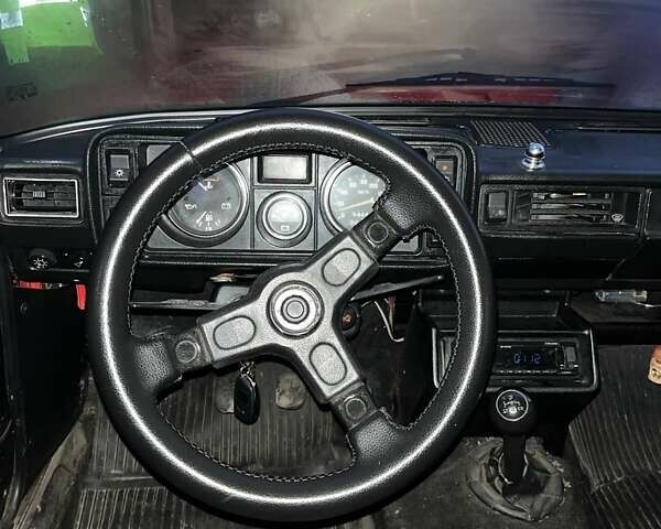 Красный ВАЗ 2105, объемом двигателя 1.2 л и пробегом 53 тыс. км за 1450 $, фото 9 на Automoto.ua