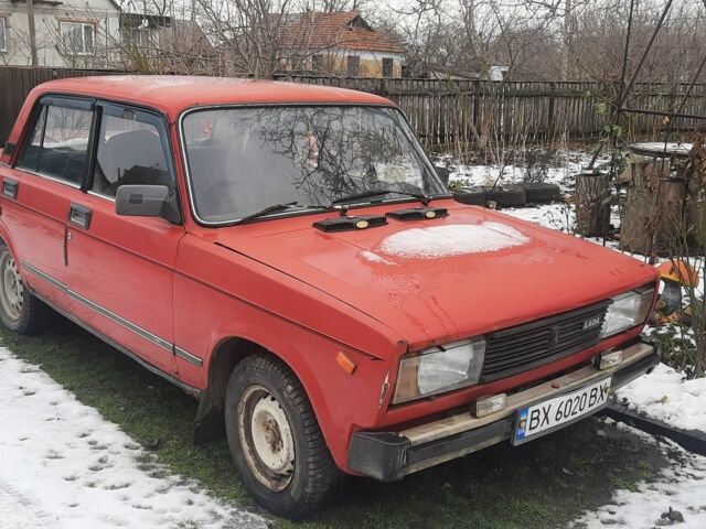 Красный ВАЗ 2105, объемом двигателя 1.3 л и пробегом 30 тыс. км за 600 $, фото 1 на Automoto.ua