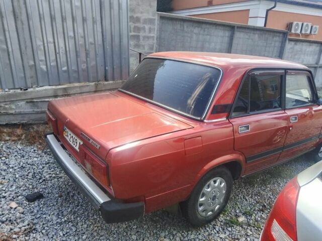 ВАЗ 2105 1992 в Кропивницком (Кировограде) на Automoto.ua Красный ВАЗ 2105, объемом двигателя 1.5 л и пробегом 200 тыс. км за 1400 $, фото 3 на Automoto.ua