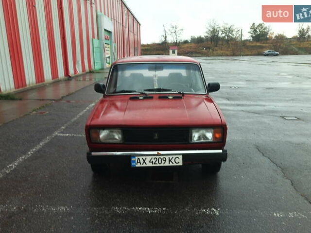 Красный ВАЗ 2105, объемом двигателя 1.5 л и пробегом 146 тыс. км за 800 $, фото 2 на Automoto.ua