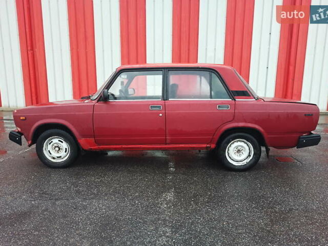 Красный ВАЗ 2105, объемом двигателя 1.5 л и пробегом 146 тыс. км за 800 $, фото 6 на Automoto.ua