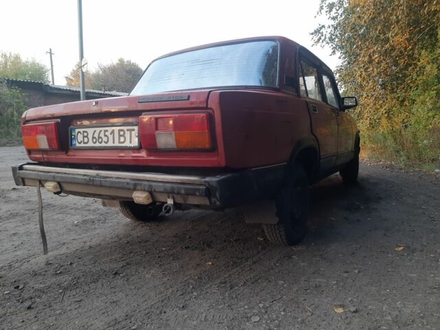 Красный ВАЗ 2105, объемом двигателя 1.2 л и пробегом 25 тыс. км за 323 $, фото 3 на Automoto.ua