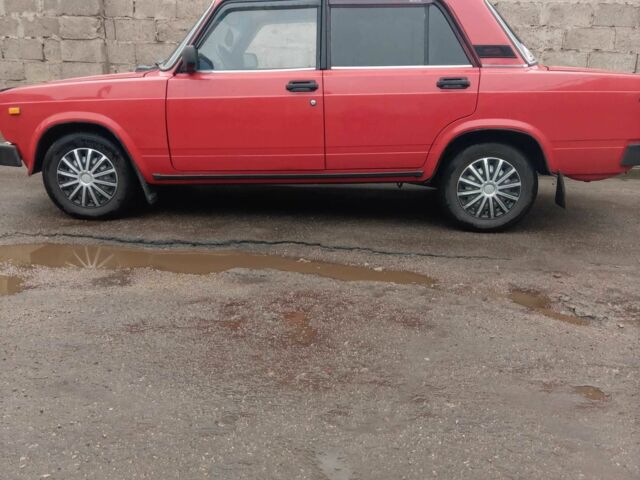 Червоний ВАЗ 2105, об'ємом двигуна 1.5 л та пробігом 75 тис. км за 1650 $, фото 2 на Automoto.ua