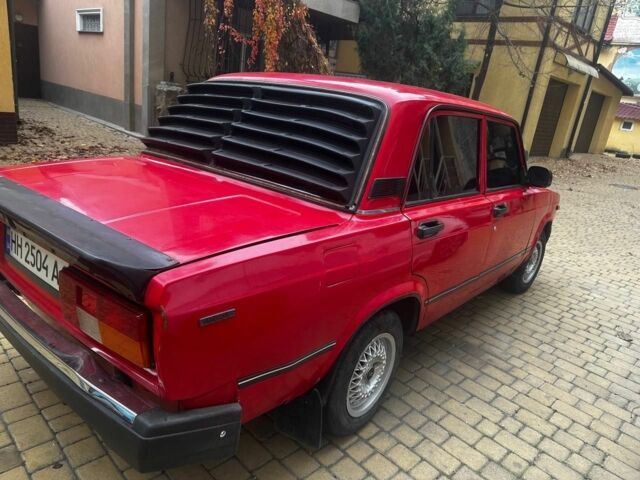 Красный ВАЗ 2105, объемом двигателя 1.5 л и пробегом 71 тыс. км за 834 $, фото 1 на Automoto.ua