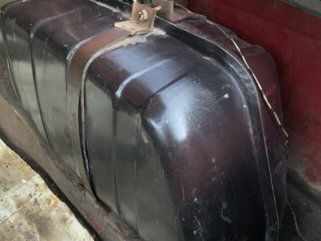 Красный ВАЗ 2105, объемом двигателя 1.5 л и пробегом 200 тыс. км за 475 $, фото 7 на Automoto.ua