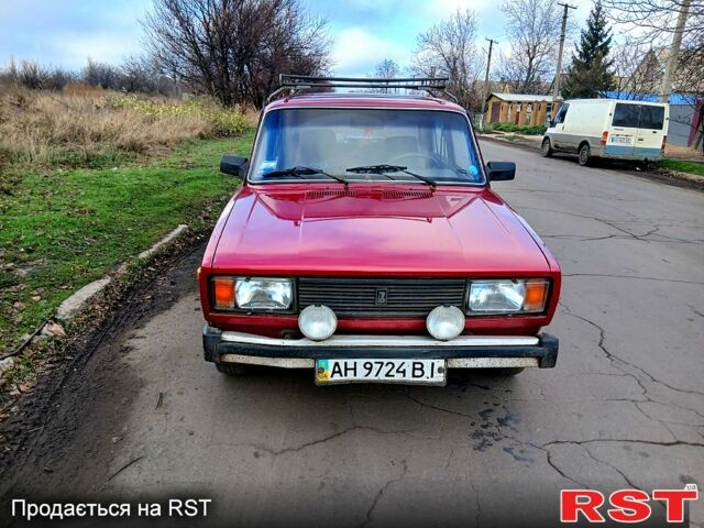 Красный ВАЗ 2105, объемом двигателя 1.5 л и пробегом 90 тыс. км за 1000 $, фото 2 на Automoto.ua