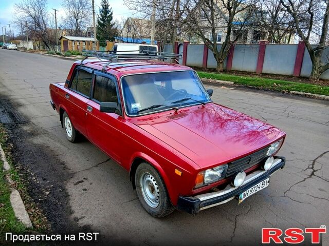 Красный ВАЗ 2105, объемом двигателя 1.5 л и пробегом 90 тыс. км за 1000 $, фото 1 на Automoto.ua