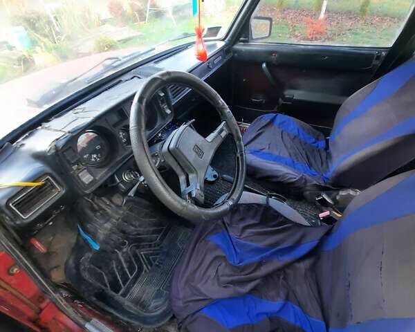 Красный ВАЗ 2105, объемом двигателя 0 л и пробегом 21 тыс. км за 800 $, фото 5 на Automoto.ua