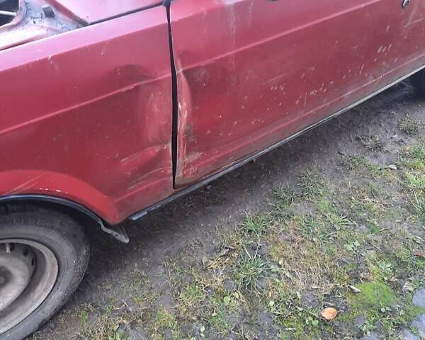 Красный ВАЗ 2105, объемом двигателя 0 л и пробегом 21 тыс. км за 800 $, фото 9 на Automoto.ua