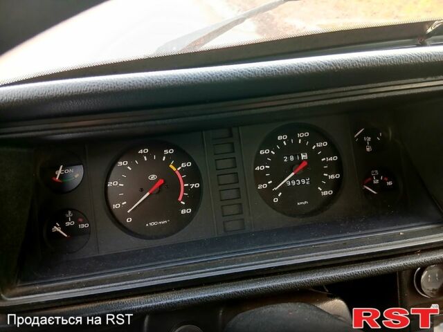 Красный ВАЗ 2105, объемом двигателя 1.5 л и пробегом 90 тыс. км за 1000 $, фото 10 на Automoto.ua