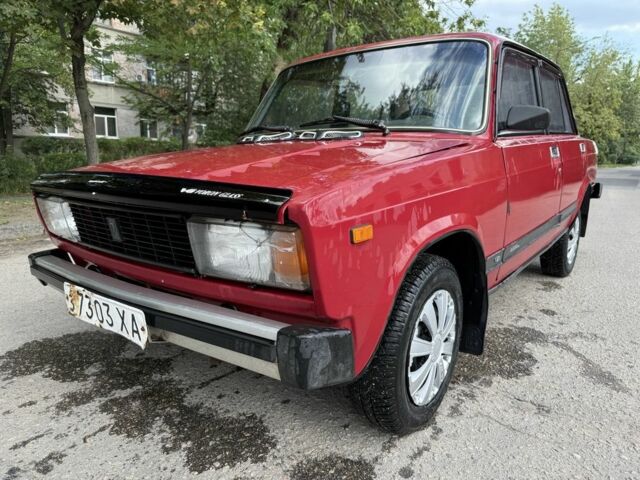Красный ВАЗ 2105, объемом двигателя 0 л и пробегом 200 тыс. км за 599 $, фото 3 на Automoto.ua