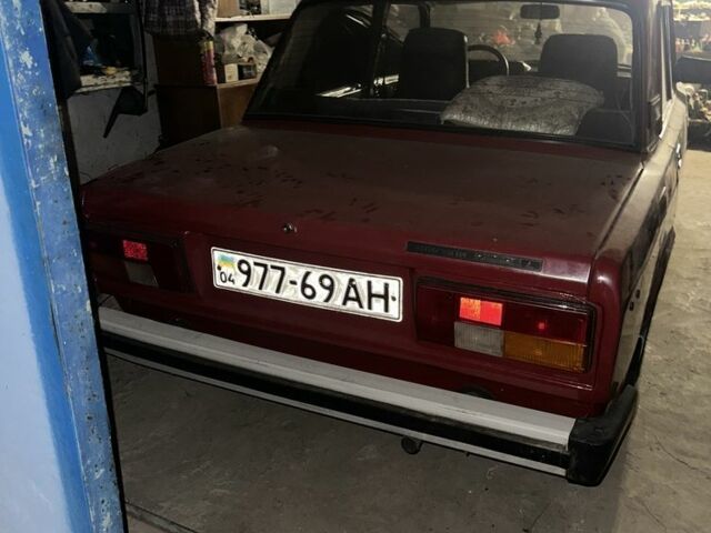 Красный ВАЗ 2105, объемом двигателя 1.5 л и пробегом 100 тыс. км за 1000 $, фото 3 на Automoto.ua