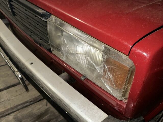 Красный ВАЗ 2105, объемом двигателя 1.5 л и пробегом 100 тыс. км за 1000 $, фото 12 на Automoto.ua