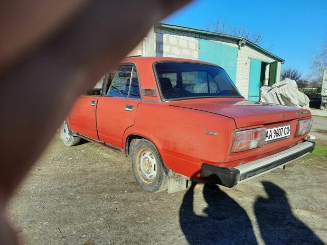 Красный ВАЗ 2105, объемом двигателя 0 л и пробегом 130 тыс. км за 792 $, фото 4 на Automoto.ua