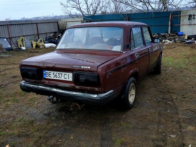 Красный ВАЗ 2105, объемом двигателя 15 л и пробегом 0 тыс. км за 500 $, фото 1 на Automoto.ua