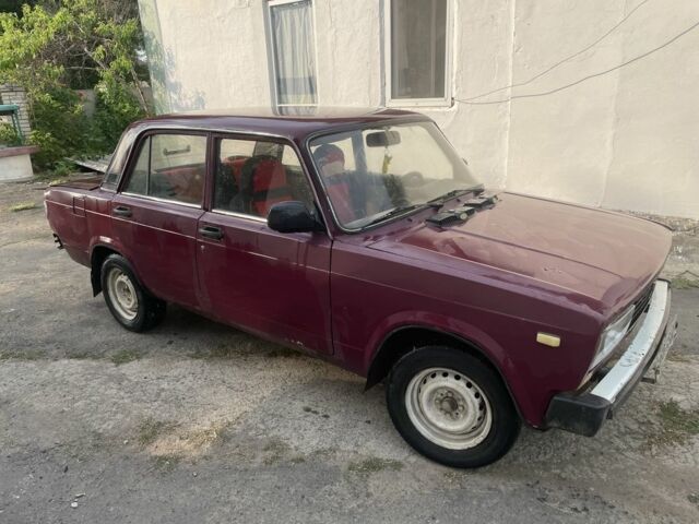Червоний ВАЗ 2105, об'ємом двигуна 1.5 л та пробігом 100 тис. км за 594 $, фото 1 на Automoto.ua