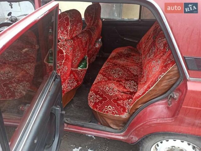 Красный ВАЗ 2105, объемом двигателя 1.5 л и пробегом 275 тыс. км за 300 $, фото 8 на Automoto.ua