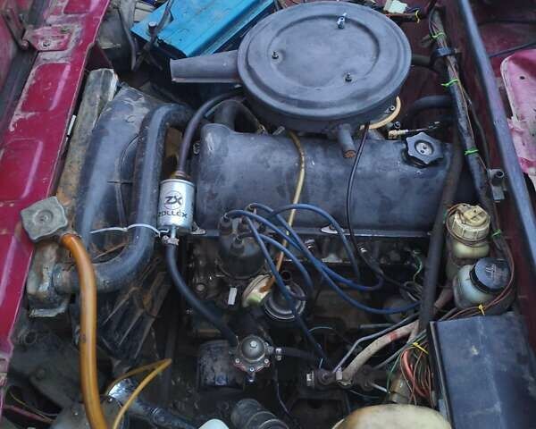 Красный ВАЗ 2105, объемом двигателя 1.45 л и пробегом 268 тыс. км за 1100 $, фото 6 на Automoto.ua