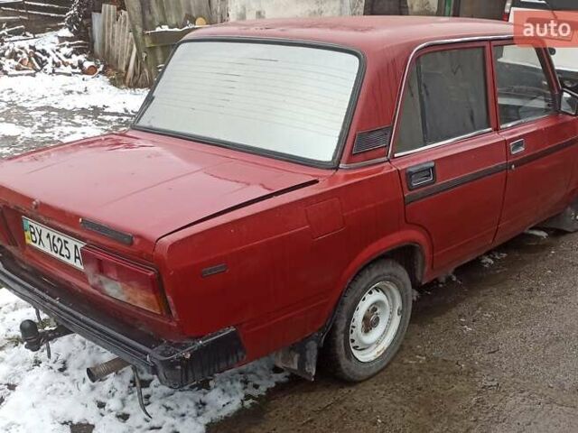 Красный ВАЗ 2105, объемом двигателя 1.5 л и пробегом 275 тыс. км за 300 $, фото 1 на Automoto.ua