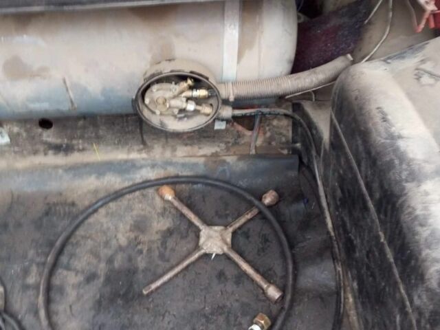 Красный ВАЗ 2105, объемом двигателя 0 л и пробегом 1 тыс. км за 360 $, фото 7 на Automoto.ua