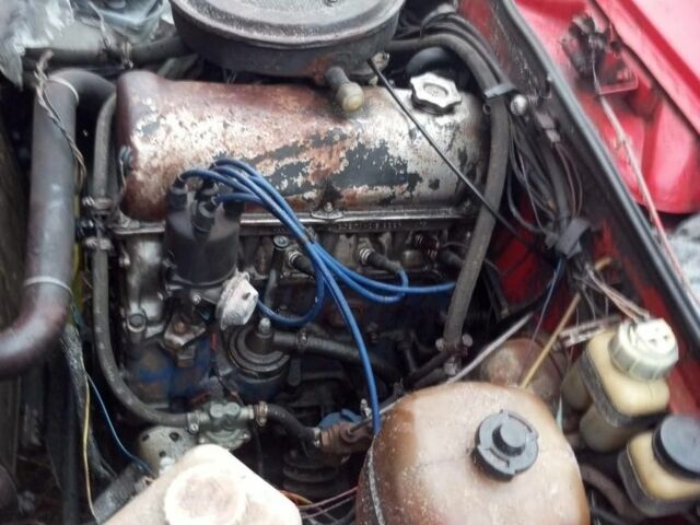 Красный ВАЗ 2105, объемом двигателя 0 л и пробегом 1 тыс. км за 360 $, фото 8 на Automoto.ua