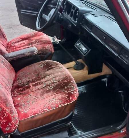 Червоний ВАЗ 2105, об'ємом двигуна 0 л та пробігом 265 тис. км за 412 $, фото 5 на Automoto.ua