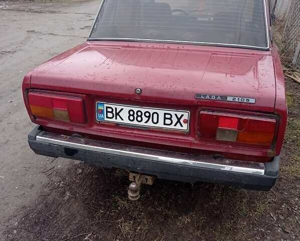 Красный ВАЗ 2105, объемом двигателя 1.5 л и пробегом 335 тыс. км за 574 $, фото 7 на Automoto.ua