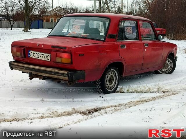 Красный ВАЗ 2105, объемом двигателя 1.5 л и пробегом 0 тыс. км за 1200 $, фото 3 на Automoto.ua