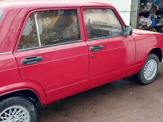 Червоний ВАЗ 2105, об'ємом двигуна 0 л та пробігом 130 тис. км за 850 $, фото 1 на Automoto.ua