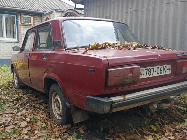 Красный ВАЗ 2105, объемом двигателя 1.5 л и пробегом 160 тыс. км за 520 $, фото 4 на Automoto.ua