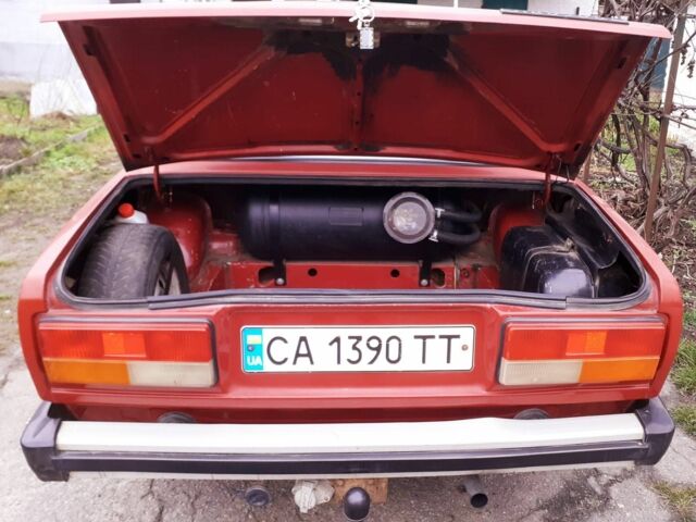 Червоний ВАЗ 2105, об'ємом двигуна 1.5 л та пробігом 15 тис. км за 750 $, фото 2 на Automoto.ua