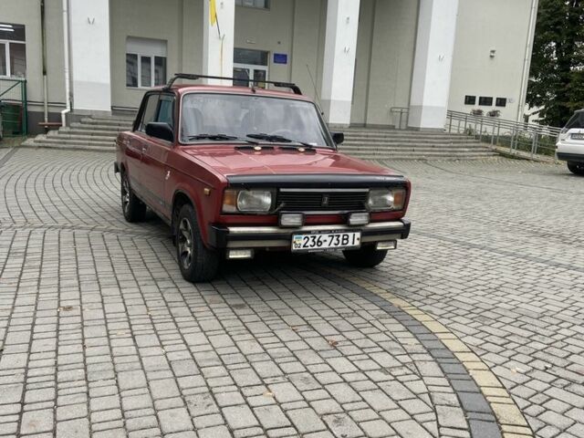 Красный ВАЗ 2105, объемом двигателя 1.5 л и пробегом 135 тыс. км за 1250 $, фото 2 на Automoto.ua