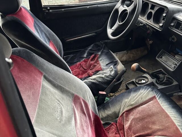 ВАЗ 2105 1997 в Коростене на Automoto.ua Красный ВАЗ 2105, объемом двигателя 1.6 л и пробегом 40 тыс. км за 334 $, фото 4 на Automoto.ua