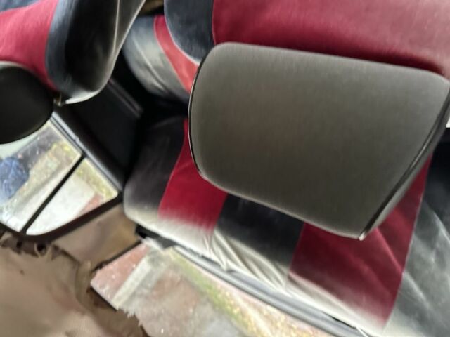 ВАЗ 2105 1997 в Коростене на Automoto.ua Красный ВАЗ 2105, объемом двигателя 1.6 л и пробегом 40 тыс. км за 334 $, фото 7 на Automoto.ua