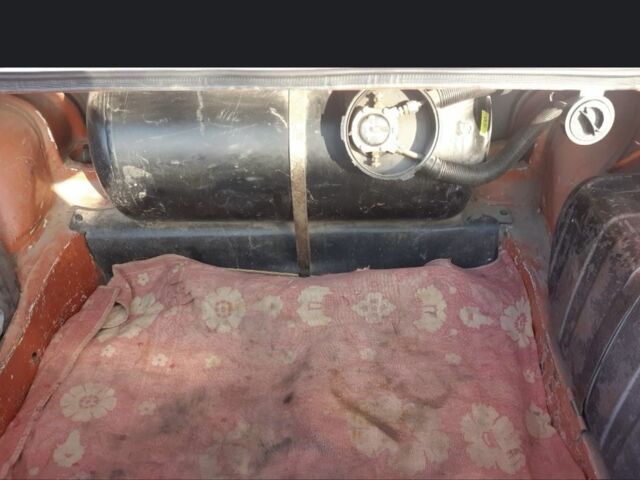 Червоний ВАЗ 2105, об'ємом двигуна 1.5 л та пробігом 50 тис. км за 239 $, фото 6 на Automoto.ua