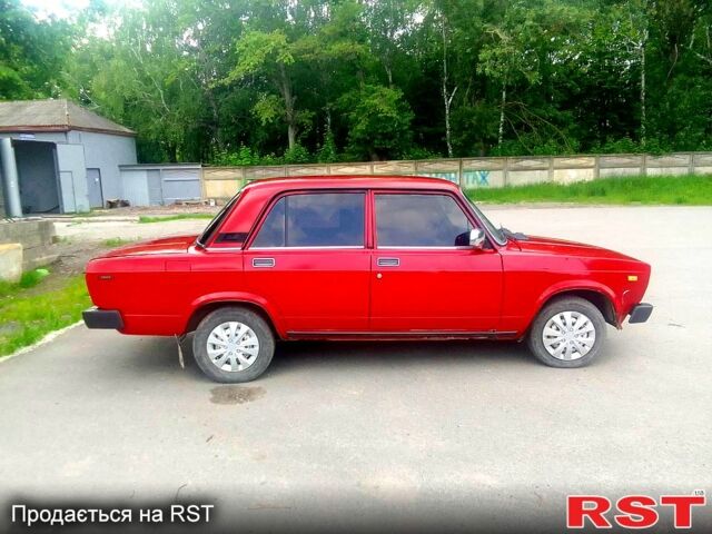 Красный ВАЗ 2105, объемом двигателя 1.5 л и пробегом 144 тыс. км за 1050 $, фото 3 на Automoto.ua