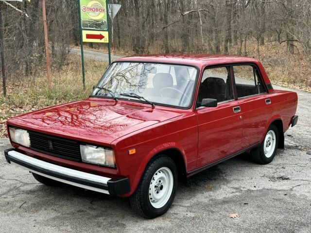 Красный ВАЗ 2105, объемом двигателя 1.5 л и пробегом 37 тыс. км за 2750 $, фото 8 на Automoto.ua