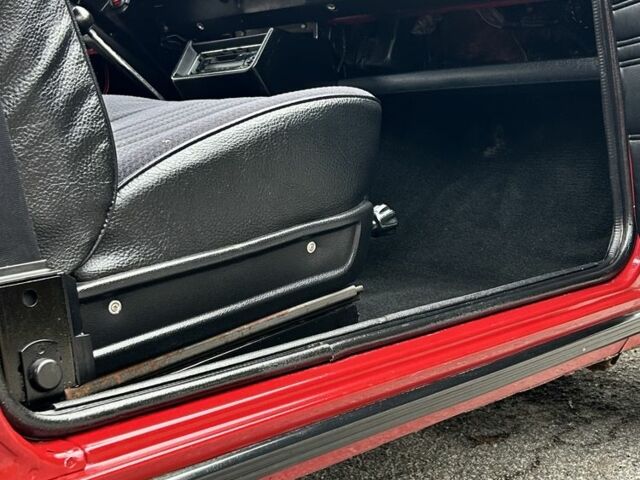 Красный ВАЗ 2105, объемом двигателя 1.5 л и пробегом 37 тыс. км за 2750 $, фото 13 на Automoto.ua