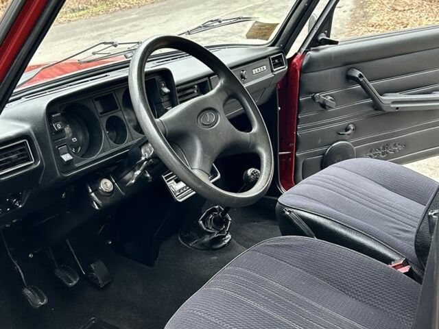 Красный ВАЗ 2105, объемом двигателя 1.5 л и пробегом 37 тыс. км за 2750 $, фото 9 на Automoto.ua