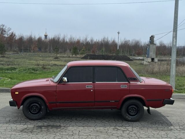 Красный ВАЗ 2105, объемом двигателя 1.5 л и пробегом 60 тыс. км за 545 $, фото 3 на Automoto.ua