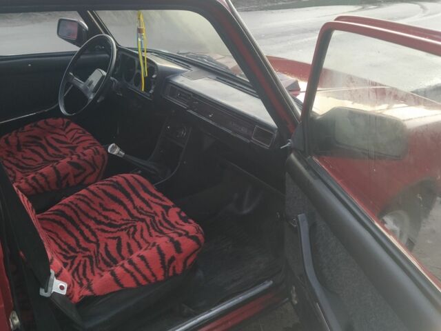 Красный ВАЗ 2105, объемом двигателя 1 л и пробегом 20 тыс. км за 558 $, фото 3 на Automoto.ua