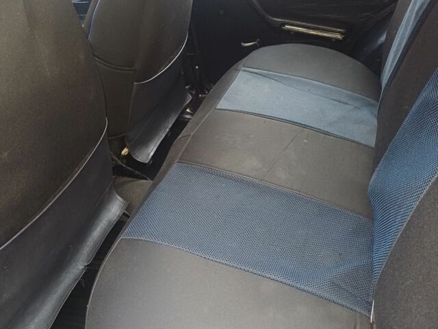 Красный ВАЗ 2105, объемом двигателя 0 л и пробегом 300 тыс. км за 499 $, фото 13 на Automoto.ua