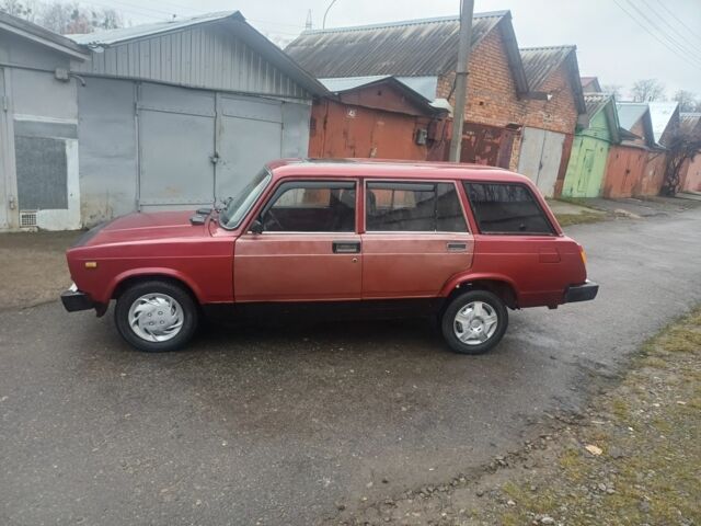 Красный ВАЗ 2105, объемом двигателя 0 л и пробегом 300 тыс. км за 499 $, фото 1 на Automoto.ua