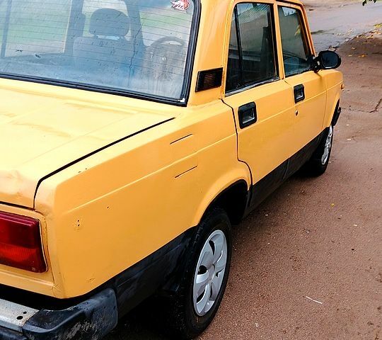 ВАЗ 2105, объемом двигателя 1.5 л и пробегом 333 тыс. км за 360 $, фото 1 на Automoto.ua