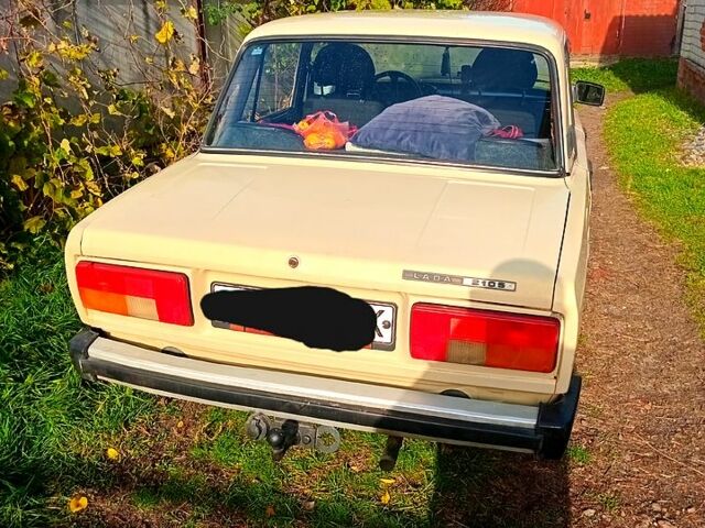 ВАЗ 2105 1983 в Харькове на Automoto.ua ВАЗ 2105, объемом двигателя 1.3 л и пробегом 0 тыс. км за 800 $, фото 1 на Automoto.ua