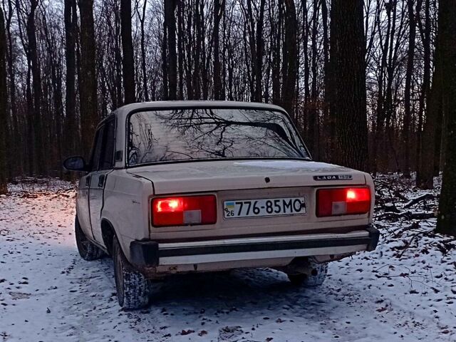 ВАЗ 2105, объемом двигателя 11 л и пробегом 525 тыс. км за 480 $, фото 5 на Automoto.ua