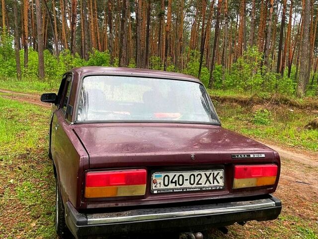 ВАЗ 2105, объемом двигателя 1.5 л и пробегом 52 тыс. км за 900 $, фото 2 на Automoto.ua