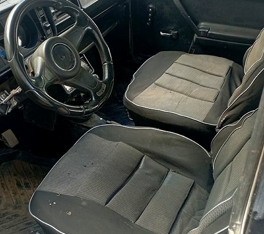ВАЗ 2105, объемом двигателя 1.3 л и пробегом 80 тыс. км за 700 $, фото 4 на Automoto.ua