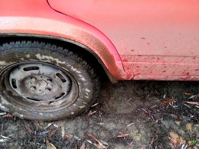 ВАЗ 2105, объемом двигателя 1.3 л и пробегом 300 тыс. км за 500 $, фото 1 на Automoto.ua