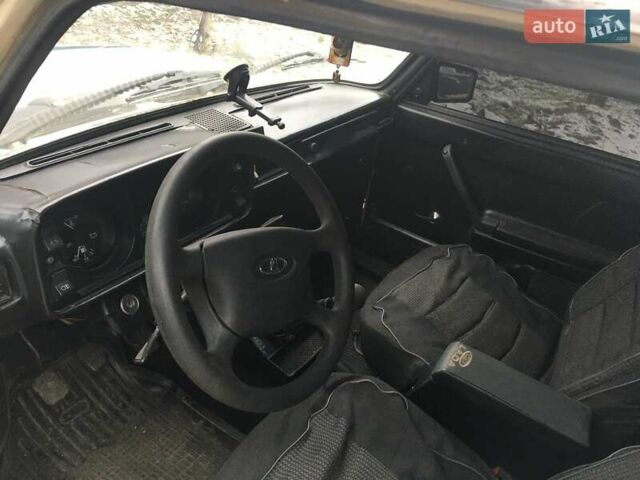 ВАЗ 2105, объемом двигателя 1.6 л и пробегом 400 тыс. км за 1101 $, фото 7 на Automoto.ua